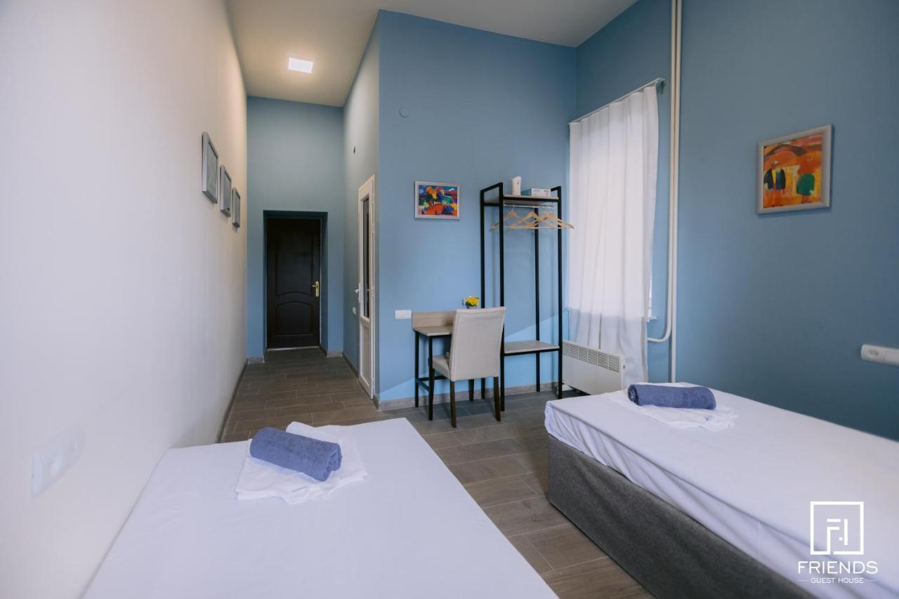 Hotel Gyumri Apart Esterno foto