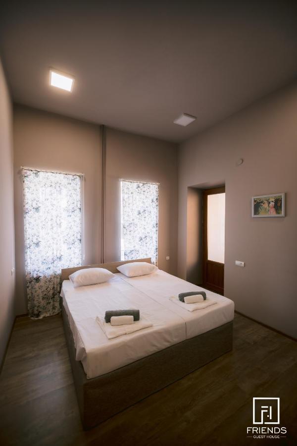 Hotel Gyumri Apart Esterno foto