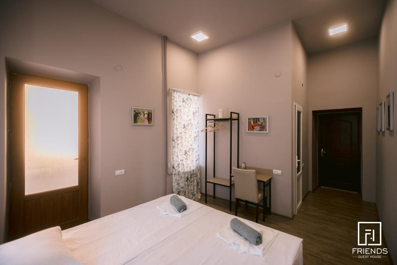 Hotel Gyumri Apart Esterno foto